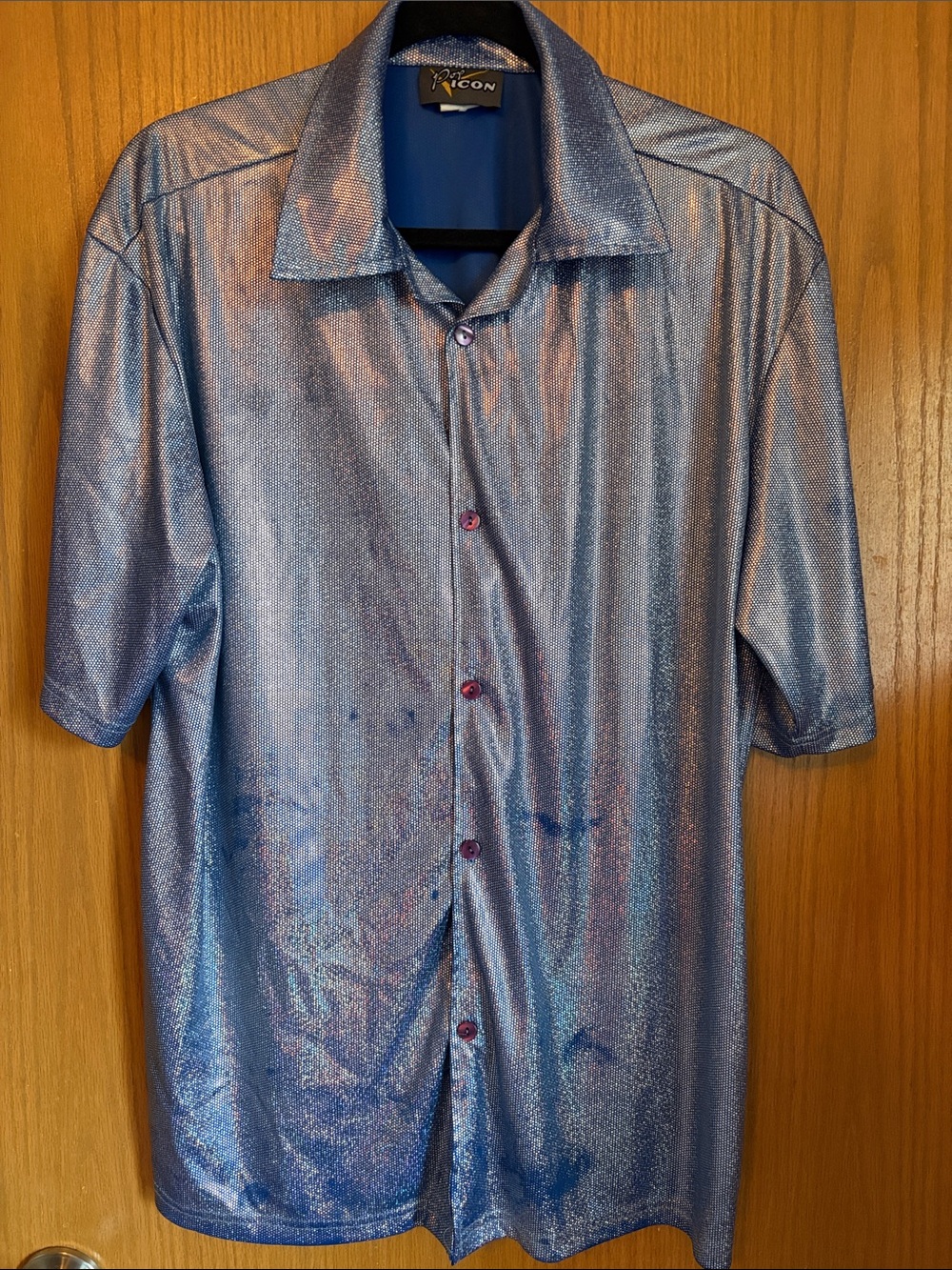 POP ICON Men's Metallic Light Blue Short-Sleeve Button-Up Shirt